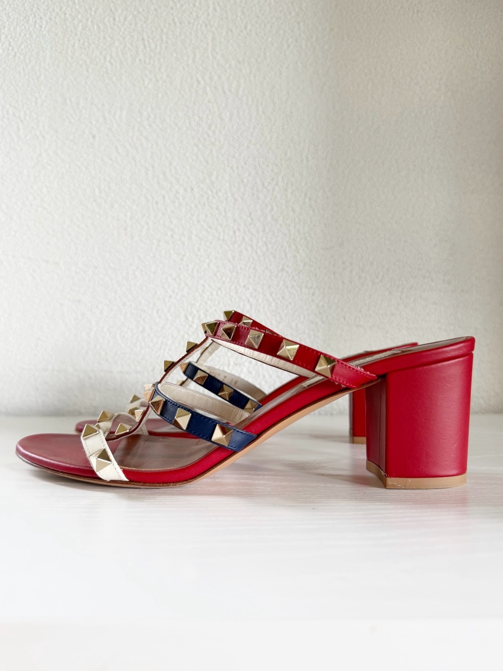 Valentino Garavani Rockstud Red White Blue Leather Sandals Block Heels EU 39 - Picture 2 of 12
